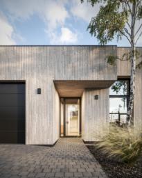 UAB "Investica" logo